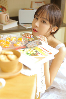 小罗莉极品一线天在线